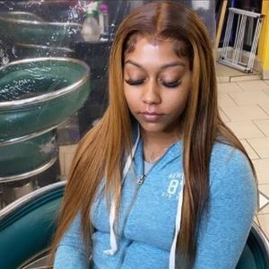 Meet your Posher, Laylay